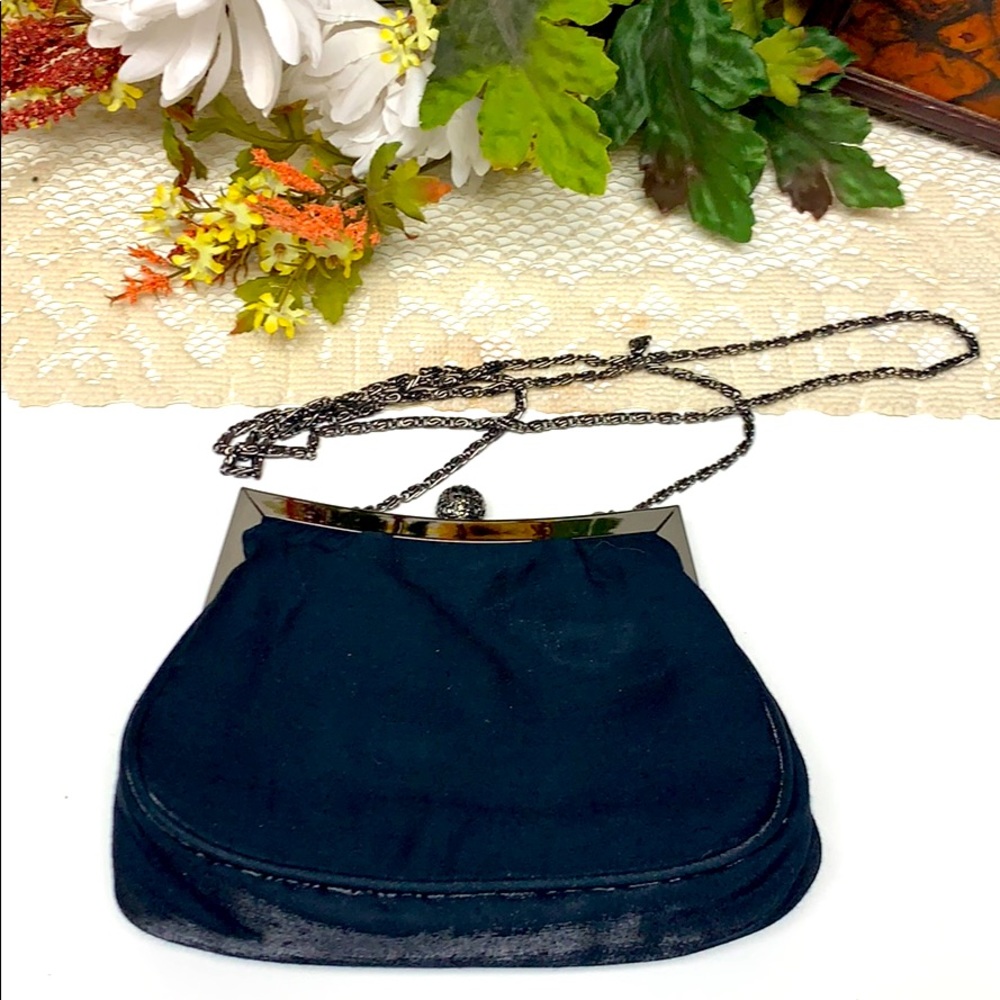 Silk Purse - Picture 2 of 3